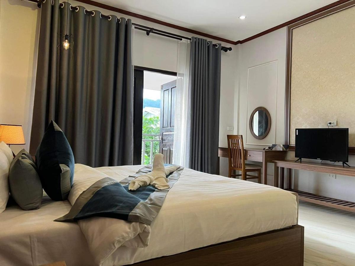 Jasmine Garden Resort Vang Vieng Extérieur photo