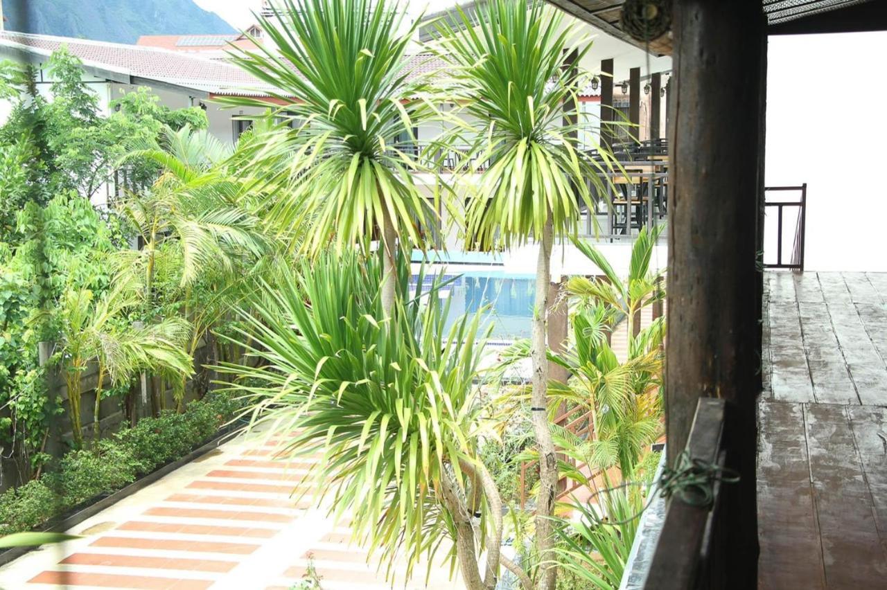 Jasmine Garden Resort Vang Vieng Extérieur photo