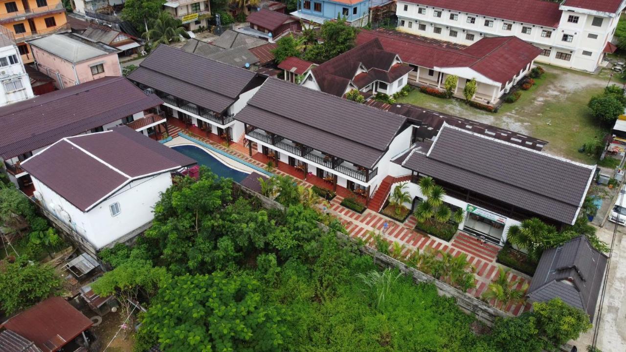 Jasmine Garden Resort Vang Vieng Extérieur photo